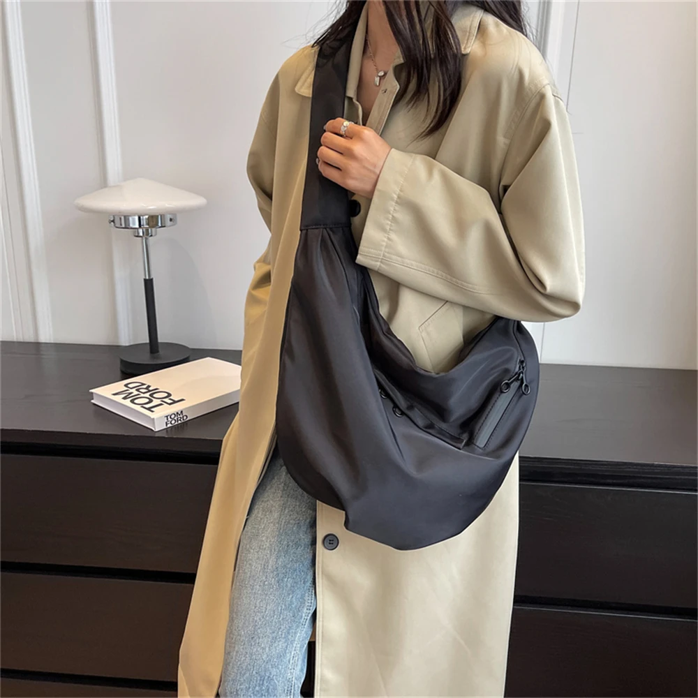 Large-capacity Ladies Shoulder Bag New Solid Color Ladies Travel Bag 2023 Stylish High Quality Oxford Cloth Women Crossbody Bags