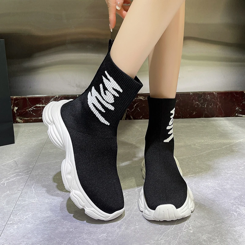 

Высокие носки унисекс из трикотажной ткани, женские кроссовки на толстой подошве, повседневная спортивная обувь с мягкой сеткой, прогулочные кроссовки для пар