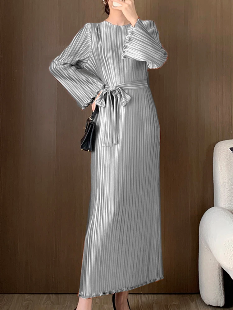 LANMREM Spring Pleated Long Dress Women Elegant Flare Sleeves Belt Gathered Waist Solid Color Dresses Fashion Party New 2AA4708