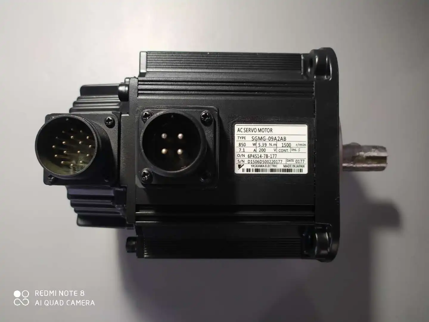 

New Original Yaskawa SGMG-09A2AB SGMG-09A2A Servo Motor With A One-year Warranty