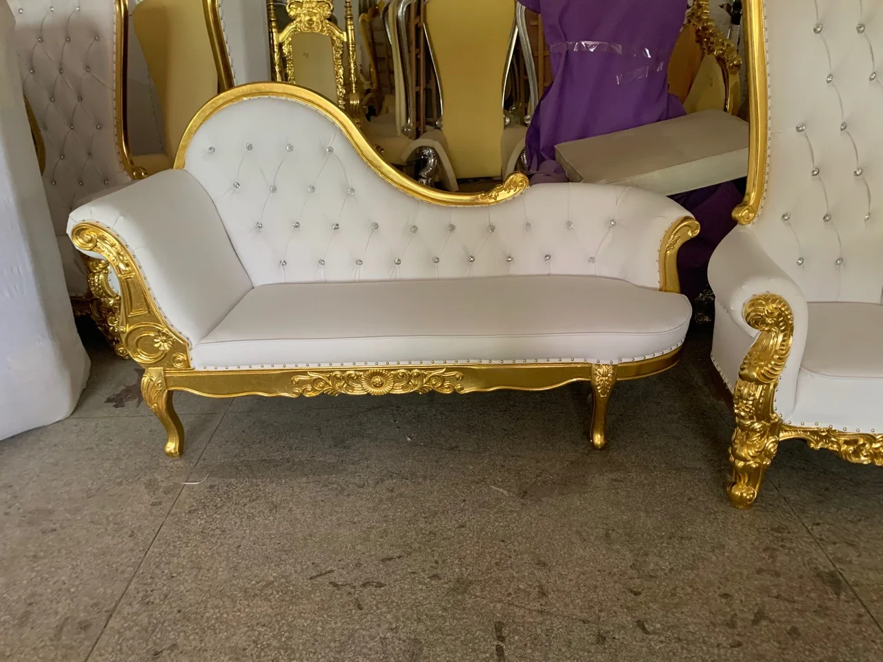 Manufacturer customizes solid wood concubine sofa, recliner, concubine couch, living room concubine chair
