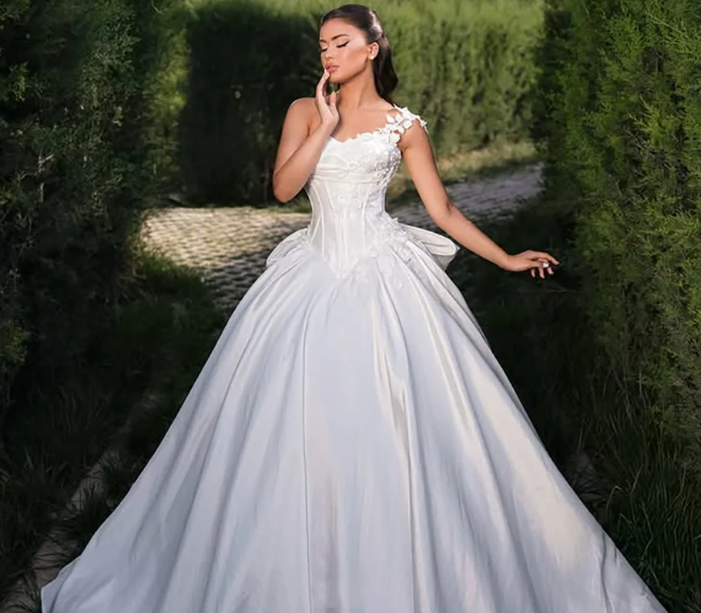 Generosi A-Line Abiti da sposa da donna Colletto a cuore Applicazioni in pizzo Abiti da sposa Principessa Abiti da sposa 2026 Personalizzato