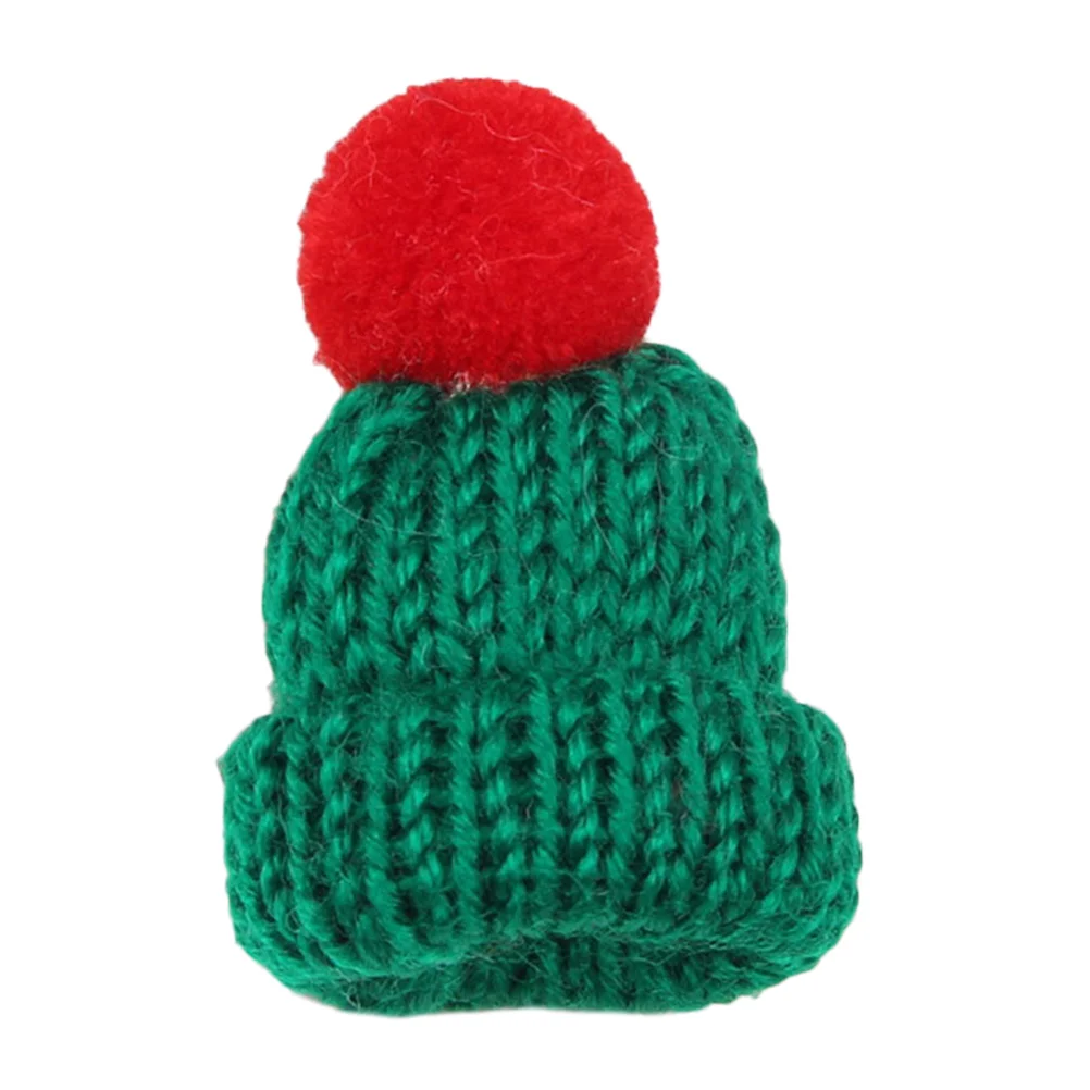 

1Set Mini Knitted Hats Fine Craftsmanship Finger Hats Brooch Clothes Accessories Random Color Clothes Accessories