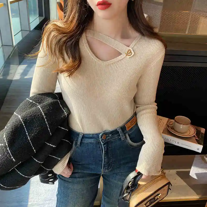 

Knitted Sweater Women Pullovers New Long Sleeve V-Neck White Black Knit Sweater Pullover Women Tops Sweaters Women Clothing Q815