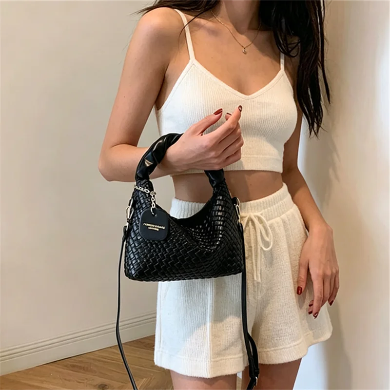 

Fashion Woven Crossbody Bags Chic Leather Handbags with Detachable Strap Versatile Woven Shoulder Purses for Women Totes Bags