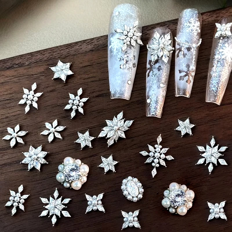 Charm Glitter Snowflake Rhinestones Crystal Pearl Christmas Winter Shiny Silver Zircon Nail Art Decorations Manicure Accessories