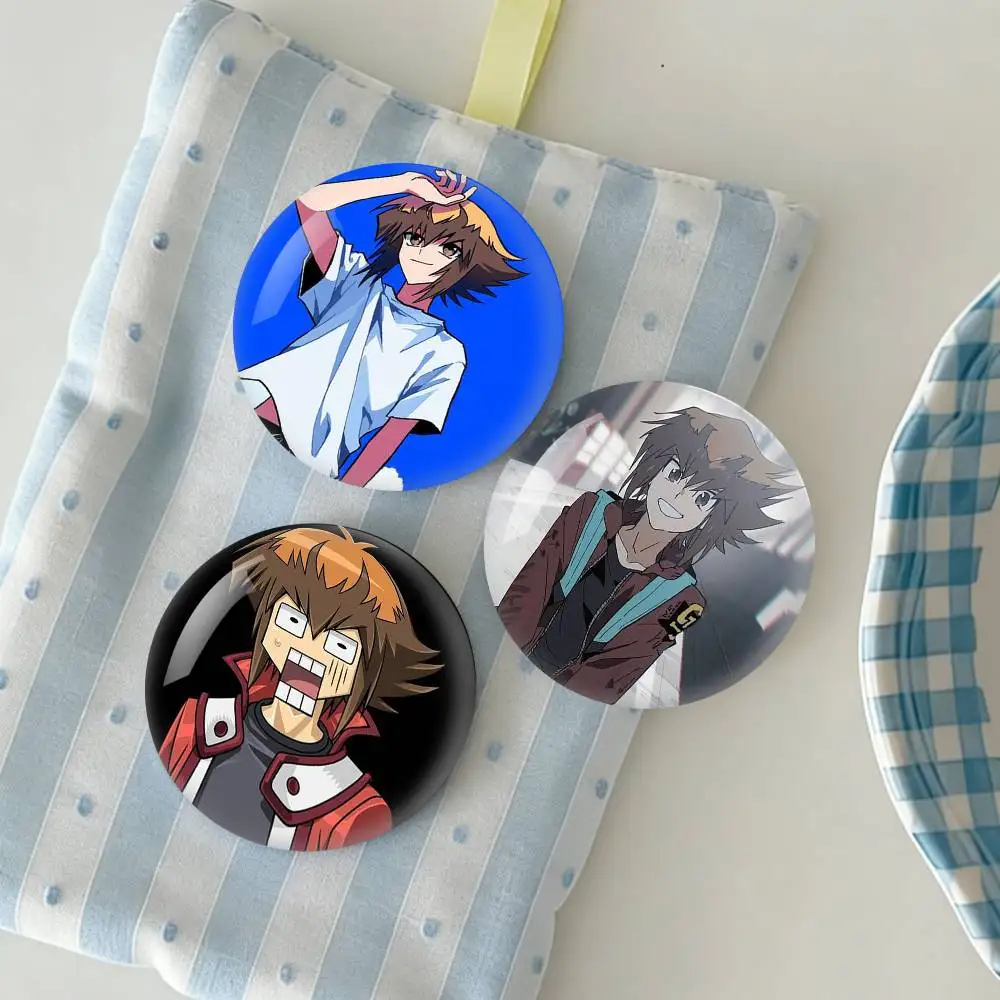 

YU GI OH GX Hero J-Jaden Y-Yuki Badge Tinplate Soft Button Pin Brooch Metal Badge Custom Jewelry Accessories Hat Bag Lapel