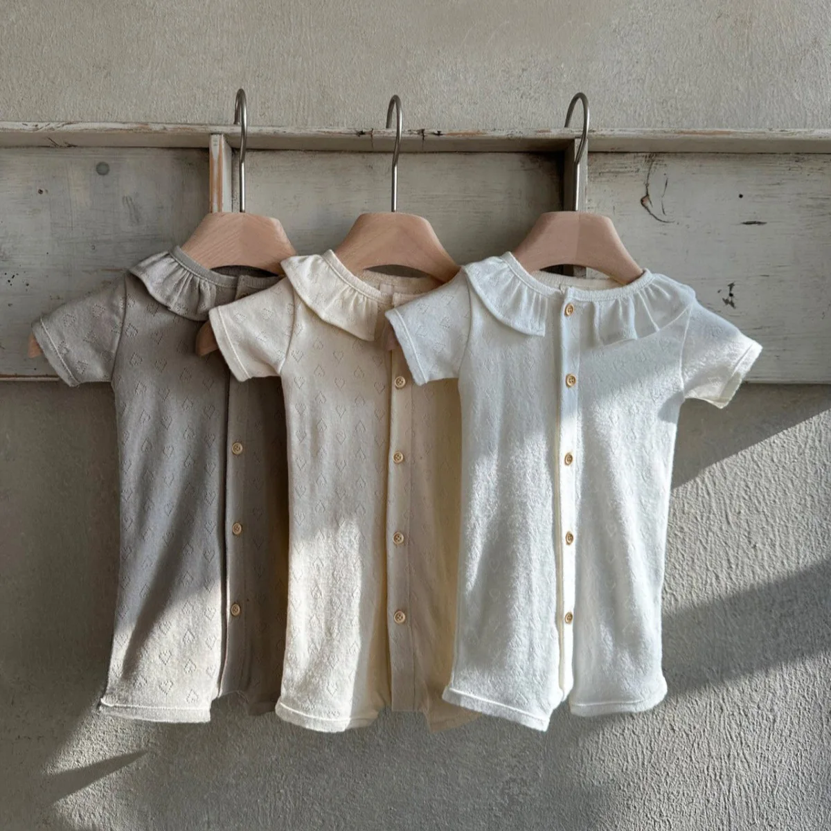 ZOETOPKID Summer New Baby Short Sleeve Bodysuit Cotton Infant Girl Thin Hollow Out Ruffle Collar Rompers Solid Newborn Clothes