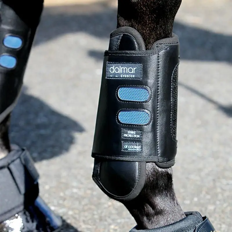 

Triple Horse Leggings (Front) Black, Protective Horseshoe Tackle