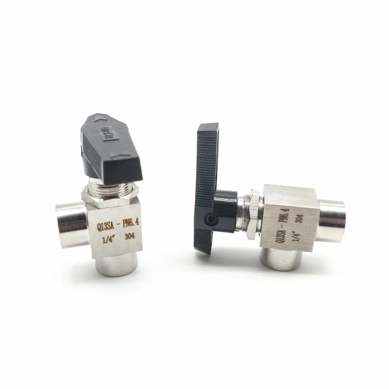 Válvula de bola angular de acero inoxidable 304 personalizada Q13SA válvula de rosca interna de ángulo recto rosca interna de panel 1/41/2