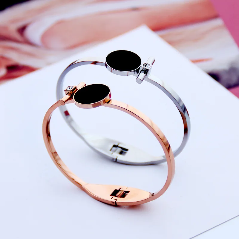 Circular Black Luxury Bracelet Women Bracelet For Women Stainless Steel Bracelets Set Summer Fashion Jewelry Accessory