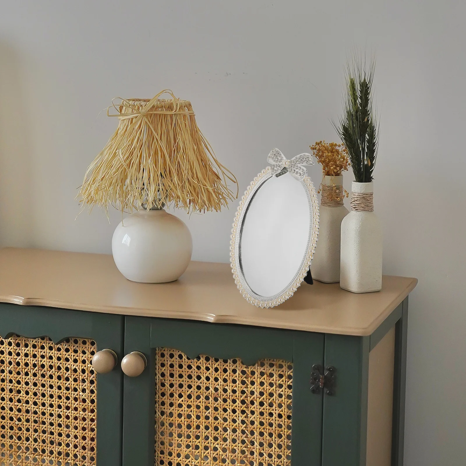 Europäischen Stil Desktop Make-Up Spiegel Chic Elegante Perle Dekoration Kommode Spiegel Retro Nordeuropäischen Dekor