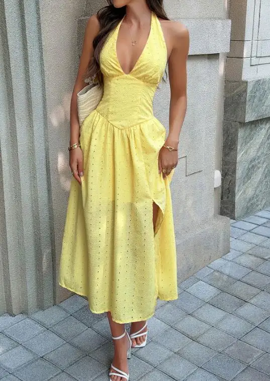 

Women's Dress 2026 Spring Fashionable and Sexy Vacation Style Hanging Neck Dress V-Neck Sleeveless Waist Cinching Elegant Dress