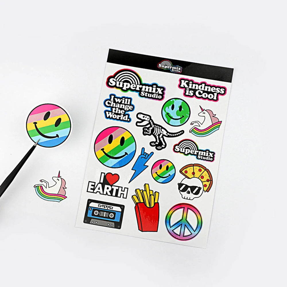 Individuelle Aufkleberbögen mit Kiss-Cut-Verfahren, mit Logo und Namen, wasserdicht, transparent, holografisch, Vinyl, dekorativ, für Laptops, Cartoon, niedlich, Anime, Buch – Detail 16