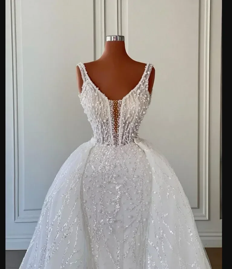 Customized  Spaghetti Straps Pearls Wedding Dress With Detachable Train Robe De Mariee Real Photo Vintage Bridal Gown