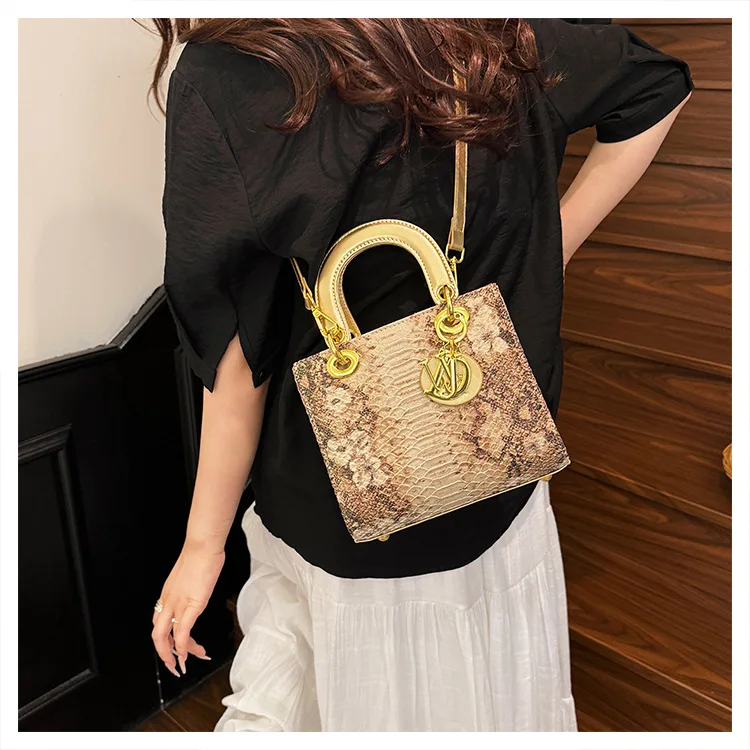 Elegant PU HandBag Women Vintage Snake Skin Shoulder Bag Luxury Metal D Buckle Small Crossbody bag Daily Commute Party