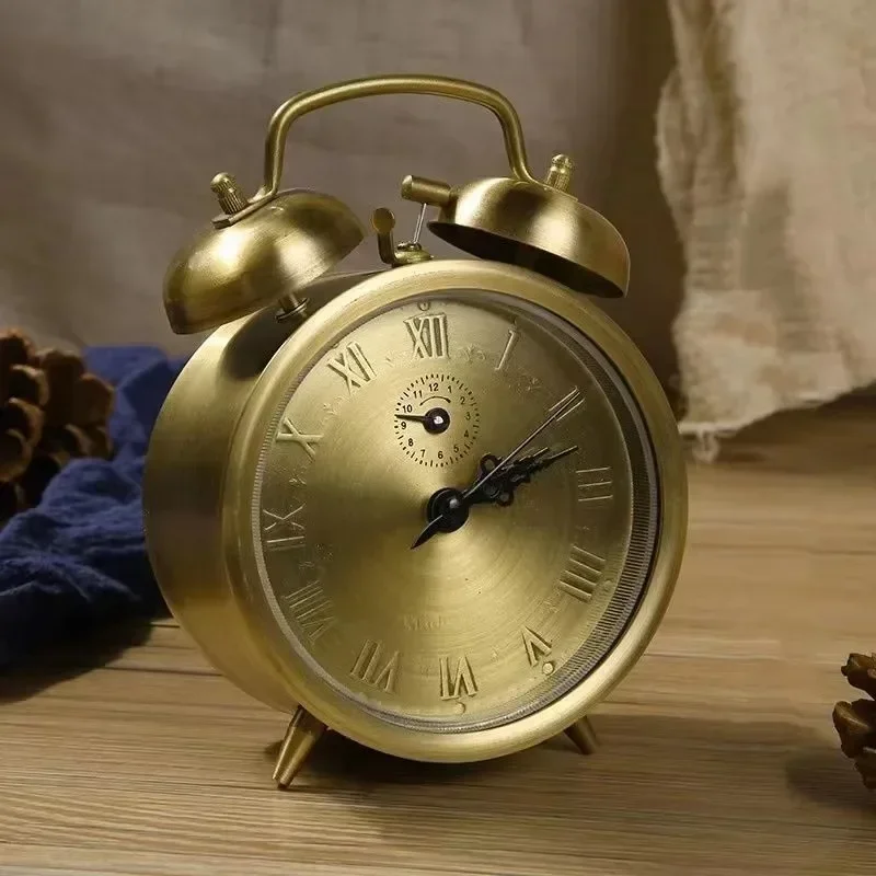 Retro Pure Copper Horseshoe Alarm Clock Classic Clockwork Mechanical Bedside Clock Nostalgic Bedroom Home Decor Piece Gift