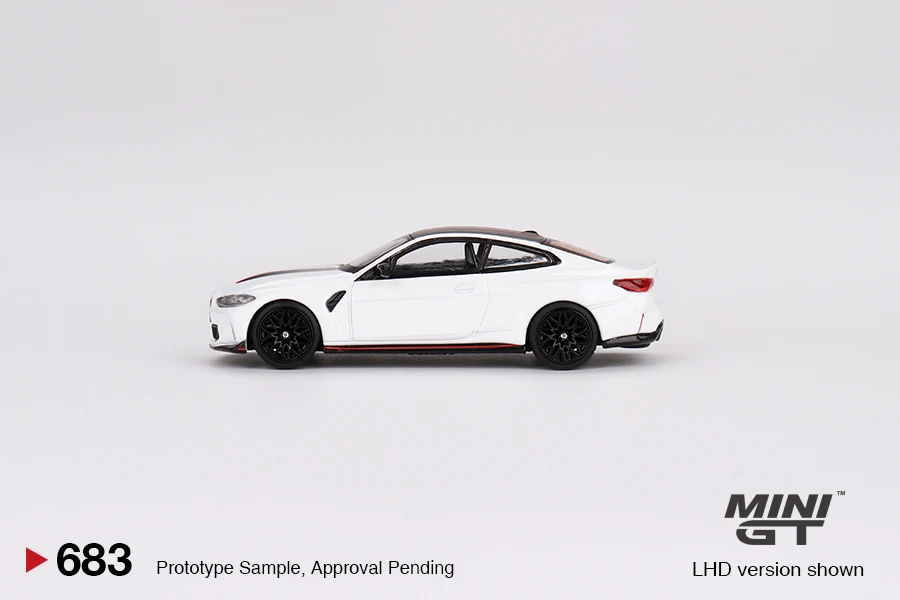 MINIGT 1:64 BMW M4 CSL Alpine White MGT00683-CH giocattoli in lega per auto modello in metallo pressofuso per autoveicoli per bambini