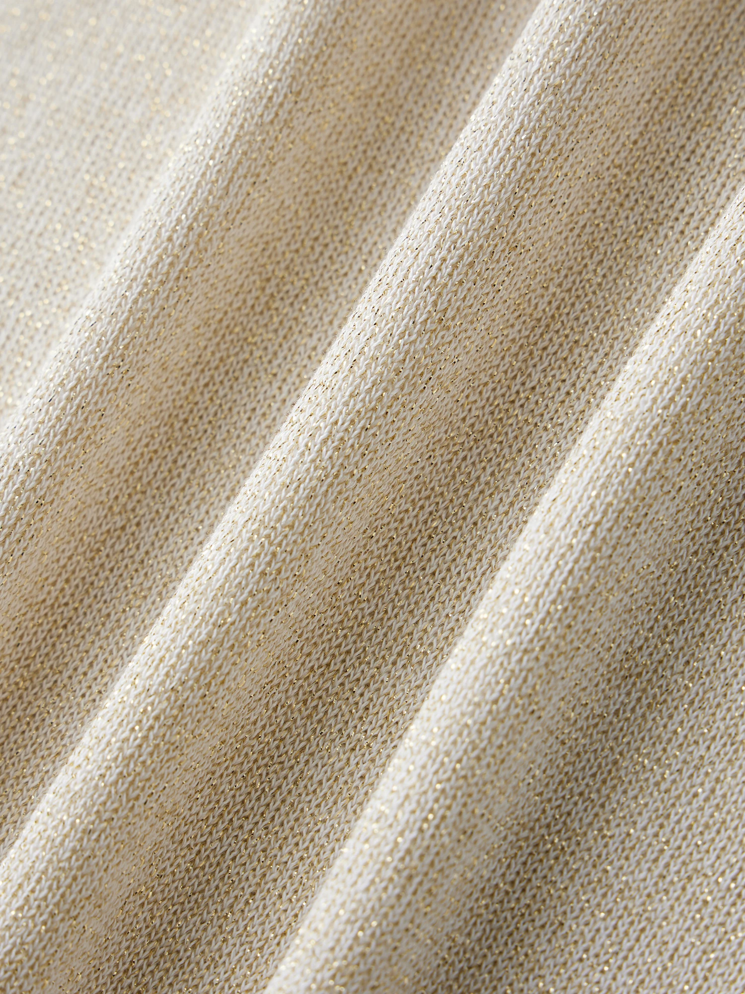 女性のかぎ針編みノースリーブマキシドレス、花柄刺繍ディテール付き、ボヘミアンシックなビーチウェディングパーティーや休暇着用に最適