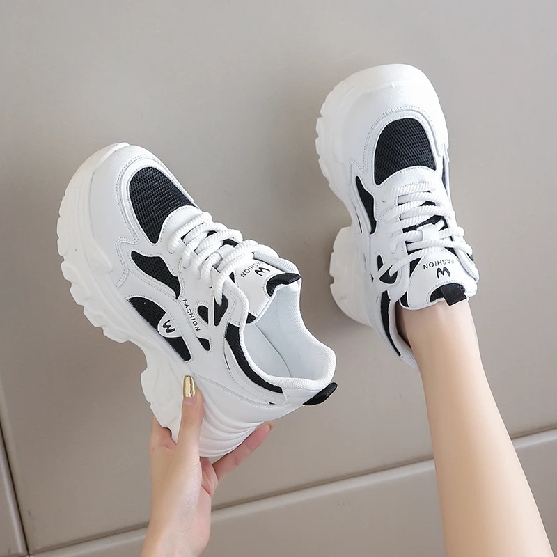 

2024 New Mesh Spring and Autumn Comfortable Casual Shoes with Elevated Height, Lightweight and Feet Showing Small Sports Shoes