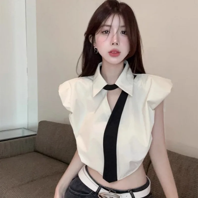 

2026 Summer Fashion New Women's Short Shirt with Collar Design Casual Street Short Sleeveless Hot Girl Top