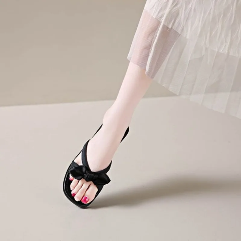 

Летние женские шлепанцы-слайды 2026 с открытым носком для платьев, пляжа и повседневной носки