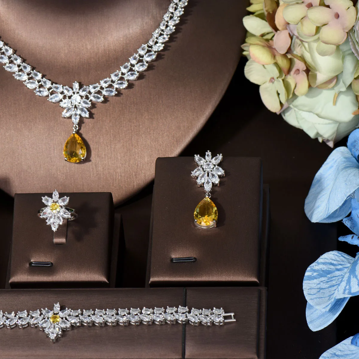 Thumbnail 3 - #37 Latest Bridal Jewelry Sets Offers