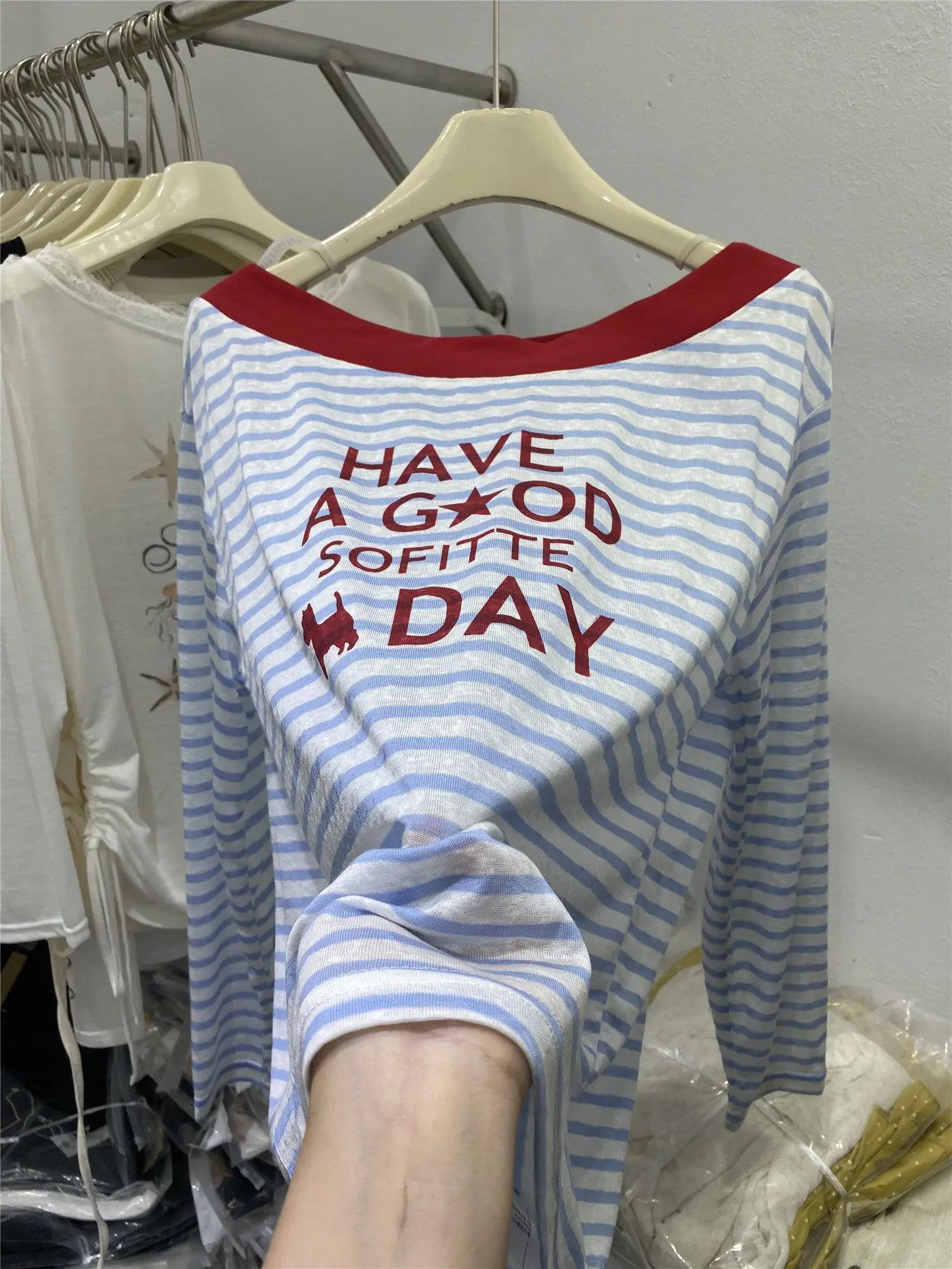 

plus Size Women's Striped Letter Print Sun Protection Long Sleeve T-Shirt Loose Fit Korean Style Commute Casual Top