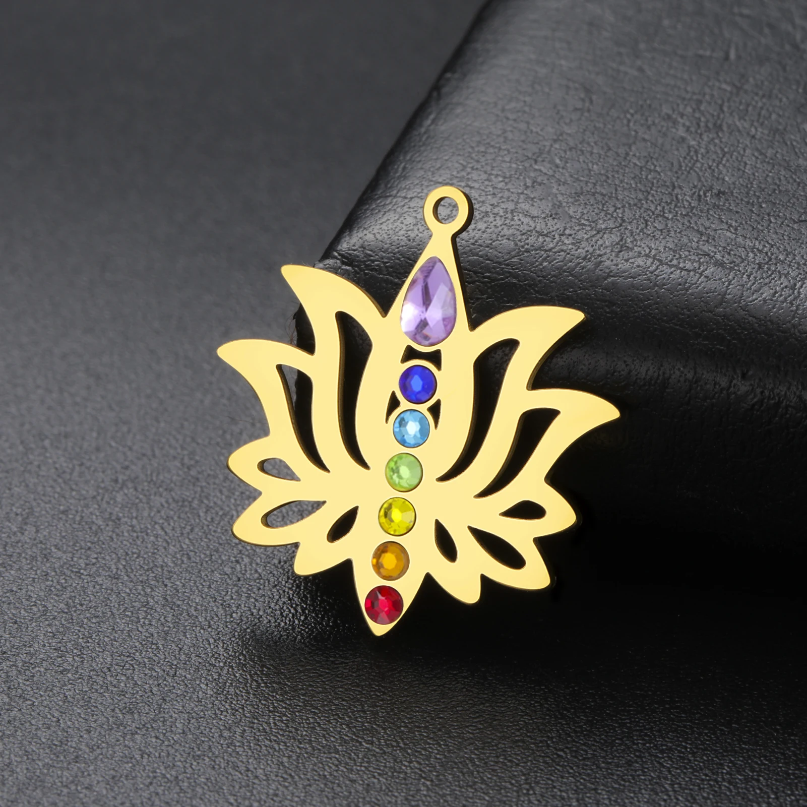 7-Chakra-Lotus-Om-Anhänger aus Edelstahl, spiritueller Yoga-Anhänger für Frauen, Chakra-Heil-Charm – Detail 7