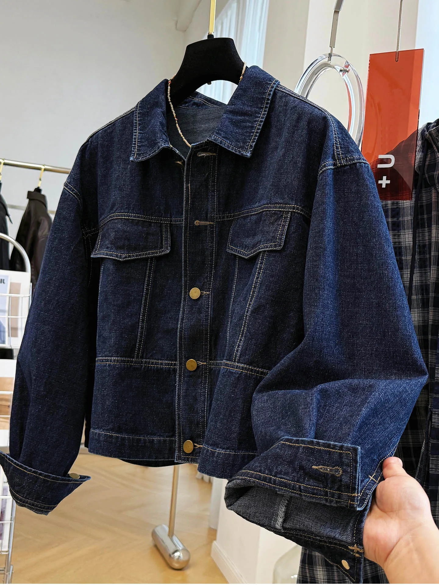 

Retro Casual Women Denim Jacket Autumn 2025 New Loose Single Breasted Short Overcoat Korean Style Commuting Lapel Blue Coat