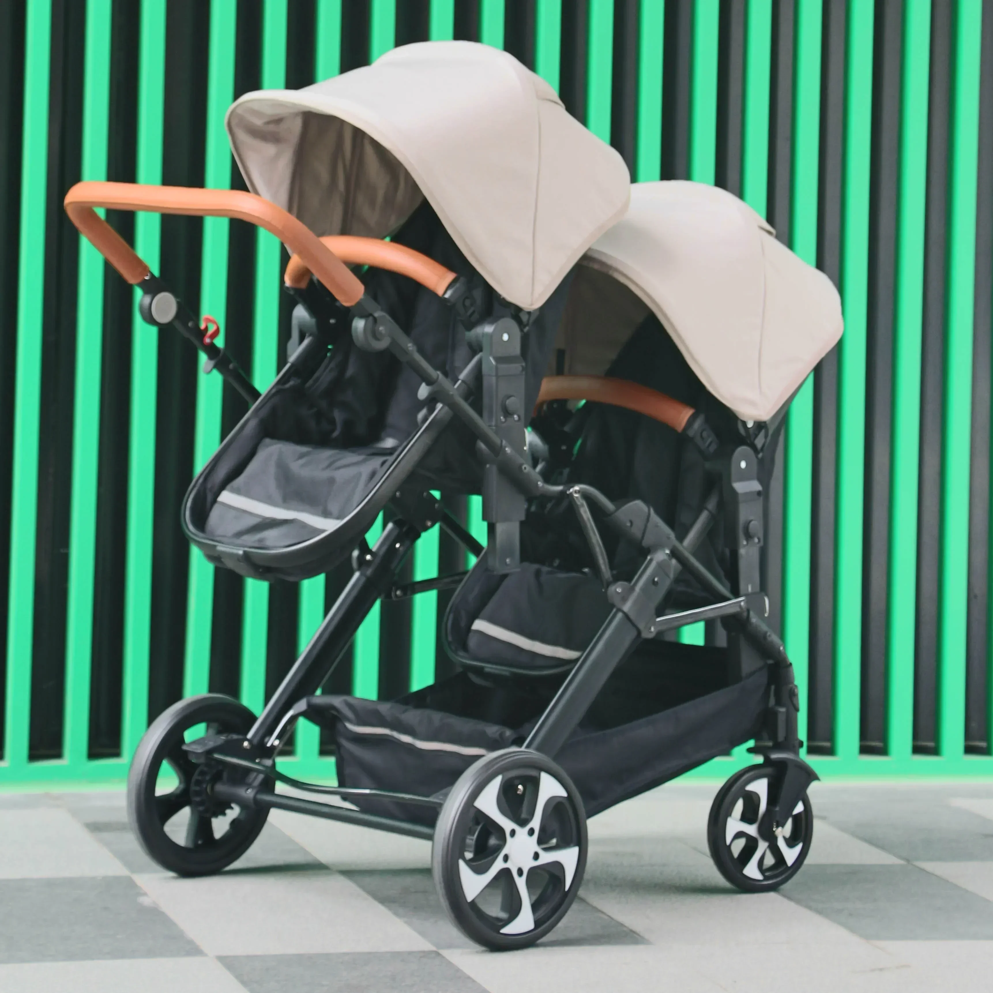 2025 New Twins Three-in-one Stroller with Car Seat, Foldable, Lightweight, Equipped with Gifts