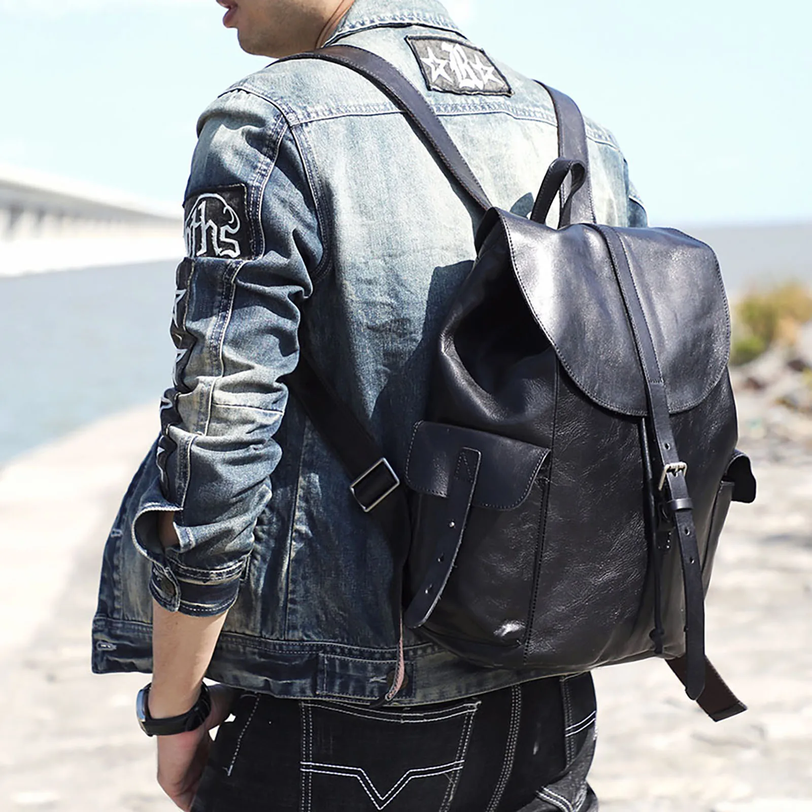 Lässiger Herrenrucksack aus echtem Leder, Laptoptasche für Herren, Reisetasche, Obermaterial aus Rindsleder, modischer Herrenrucksack im Preppy-Stil – Detail 2
