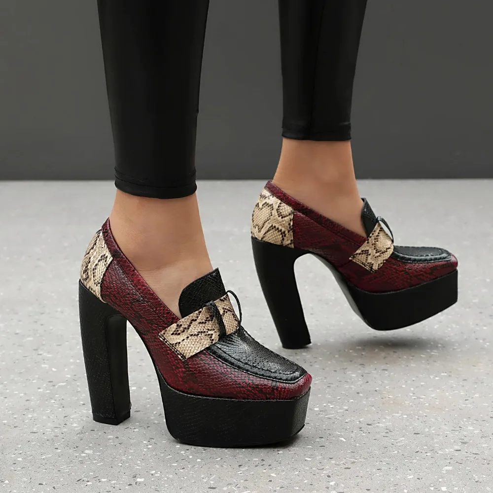 2026 Spring/Summer Splicing Serpentine Pattern Fiber Color Splicing Retro Breathable High Heels Square Toe Thick Single Shoe