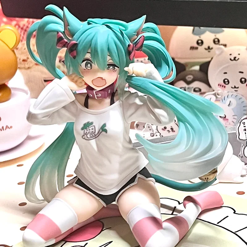 

New 12cm Anime Hatsune Miku Short Sleeved Pajama Cat Ear Handmade Ver Model Toy Gift Collection Action Doll Pvc Children'S Gift