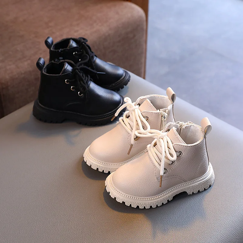 Small Kids PU Leather Martin Boots Ankle Length Lace Up Cool Boots European Styles Boys And Girls Simple Shoes Casual Wearing