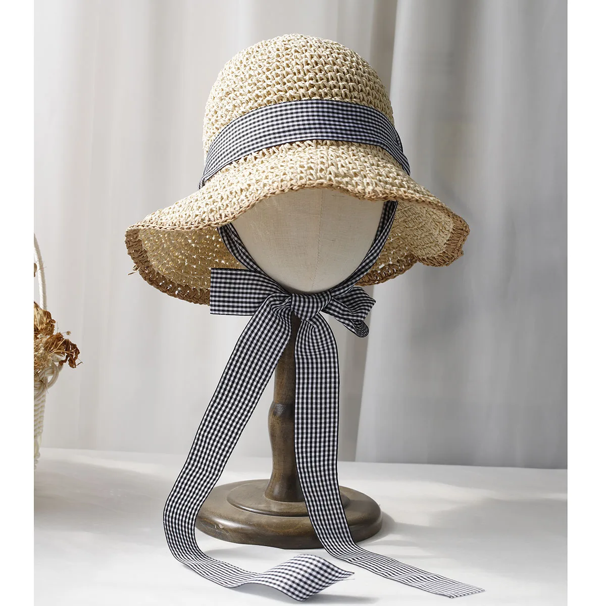 2024 BOW Womens Straw Hats crochet hat bucket hat UV Protection Sun Visor beach hat Women Visors Ladies hat Women Summer hat Cap