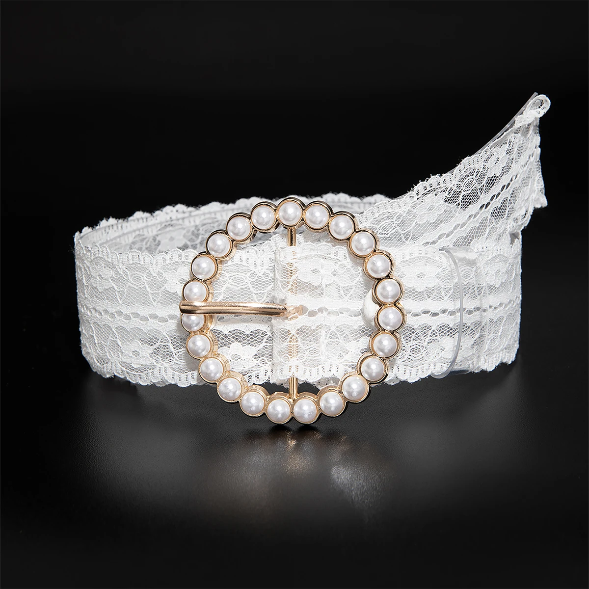 1pc women's French-style white wavy hollow lace belt with a round ring pin buckle, a versatile decorative dress belt