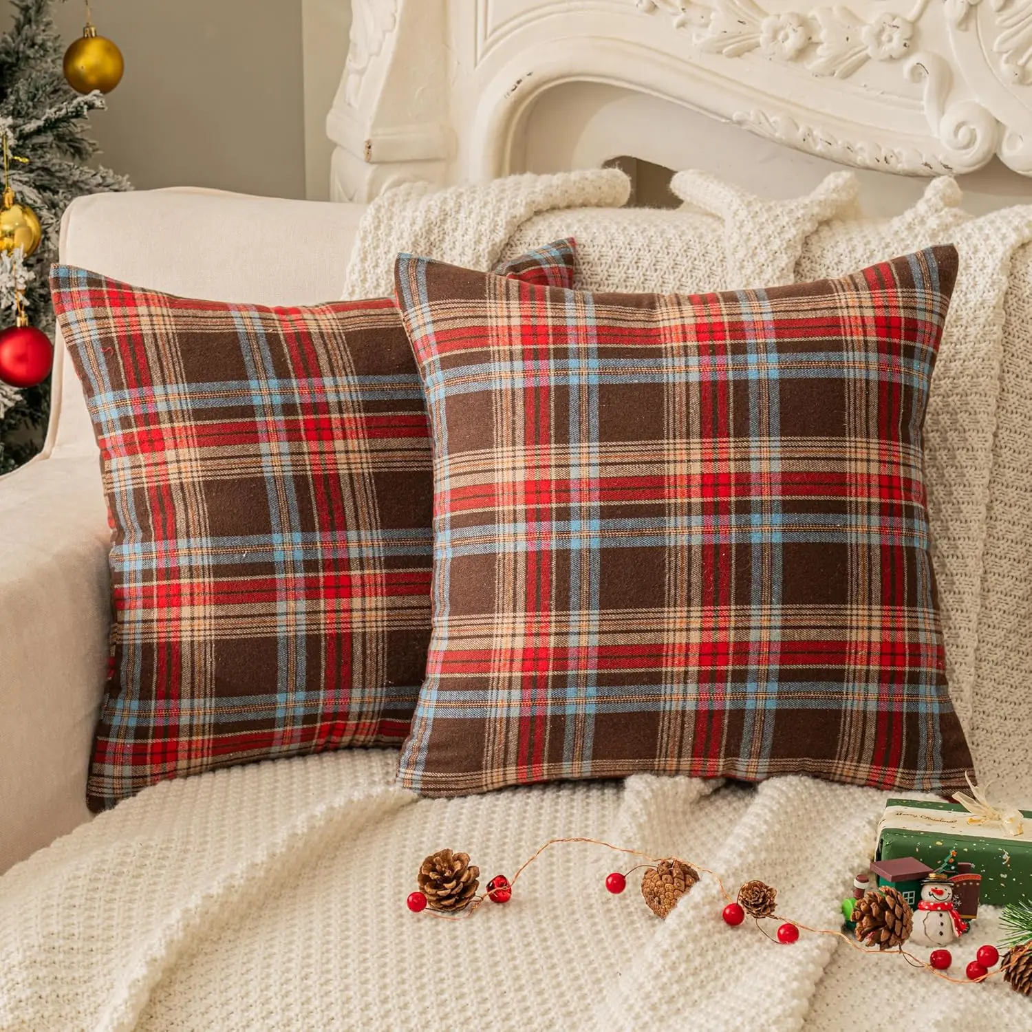 Pack of 2 Christmas Plaid Decorative Throw Pillow Covers Scottish Tartan Cushion Case for Farmhouse Home Holiday Decoration