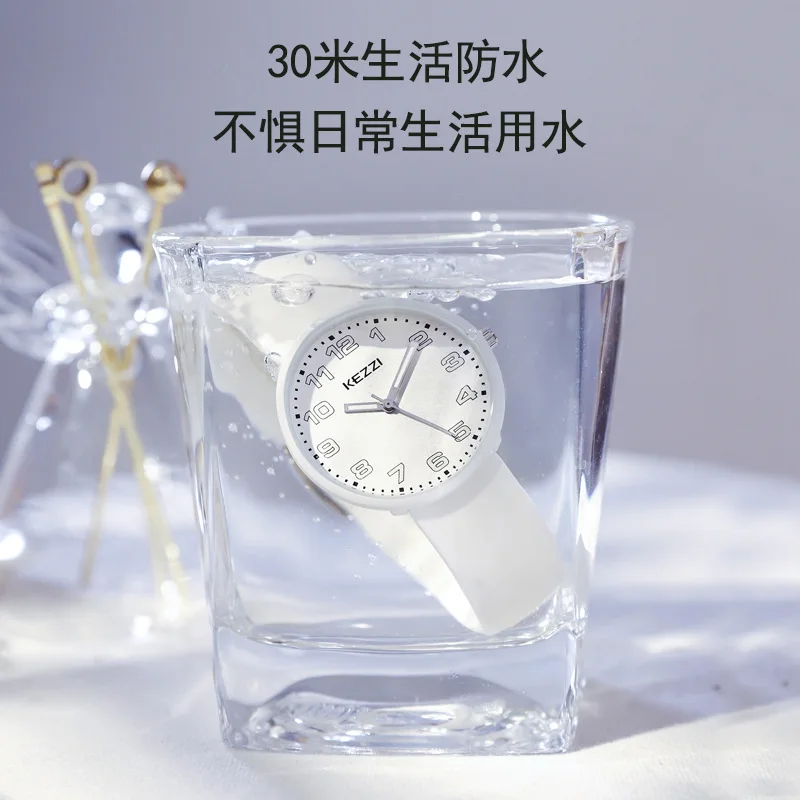 การสอบนาฬิกาพิเศษสําหรับนักเรียนหญิงเครื่องชั่งดิจิตอลซิลิโคนเยลลี่สดดูดีไม่มีเสียงกันน้ํา