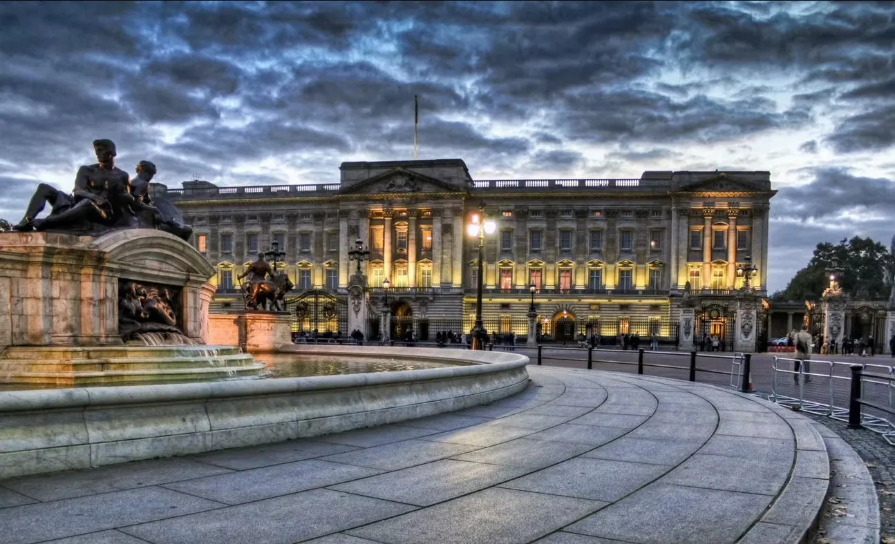 خلفيات قصر باكنغهام بريطانيا القصور الملكية عالية الجودة مطبوعة بالكمبيوتر خلفيات استوديو التصوير الفوتوغرافي لحفلات الزفاف