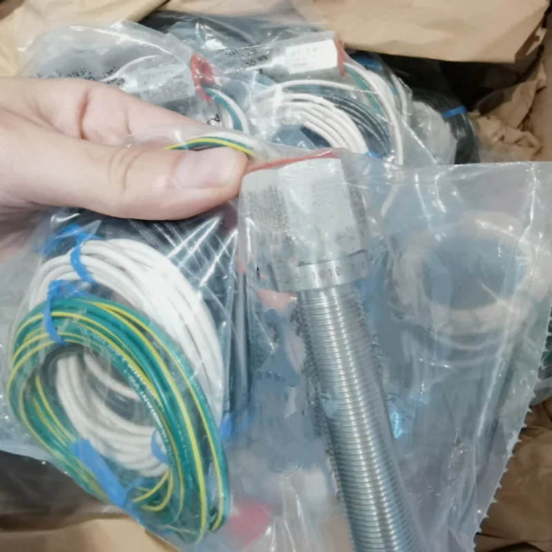 

Новый оригинальный датчик скорости 70085-1010-012 70085-1010-330 70085-1010-216 70085-1010-415 70085-1010-175 70085-1010-220