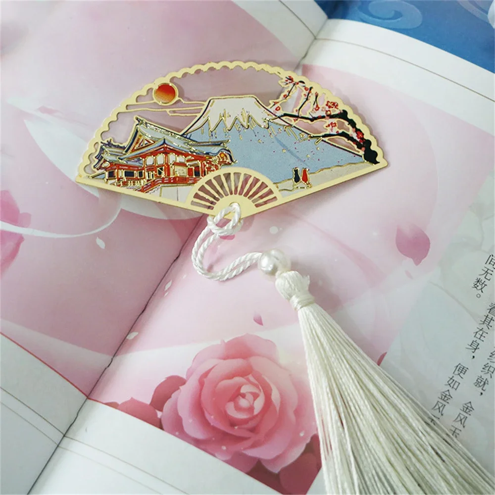 Exquisite Hollow Fan Shape Bookmarks With Tassel Beautiful Chinese Style Metal Book Mark Student Stationery Reading Supplies