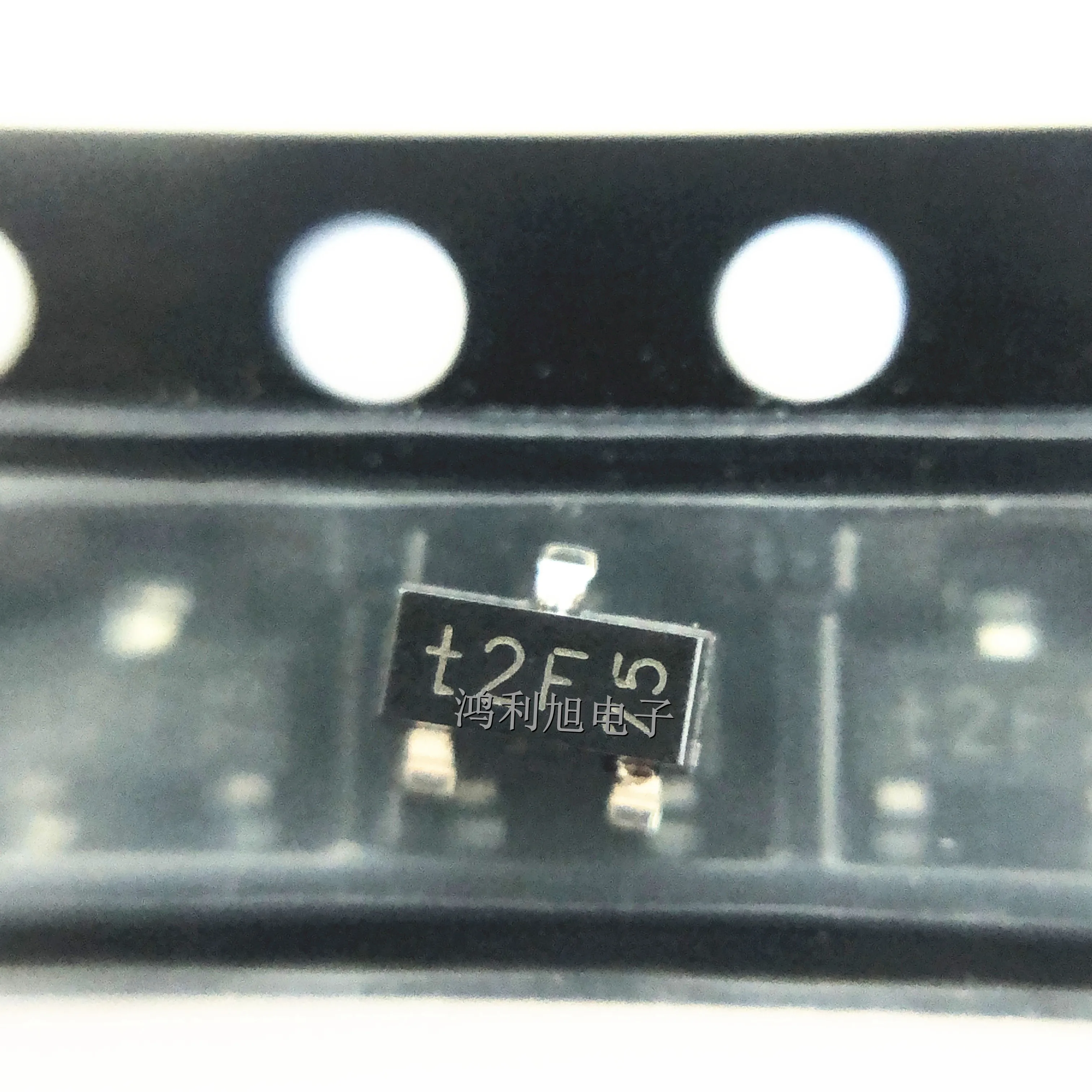 

100 шт./лот PMBT2907A PMBT2907A, 215 МАРКИРОВКА:t2F Trans GP BJT PNP 60 В 0,6 А 250 МВт 3-контактный SOT-23 T/R