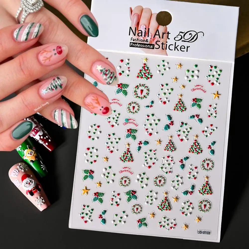 1Pc 5D Weihnachten Rot & Grün Ball Kiefer Kranz Nail art Aufkleber Weihnachten Baum Weiche Geprägte Selbst-klebe Aufkleber Winter DIY Nägel Slider