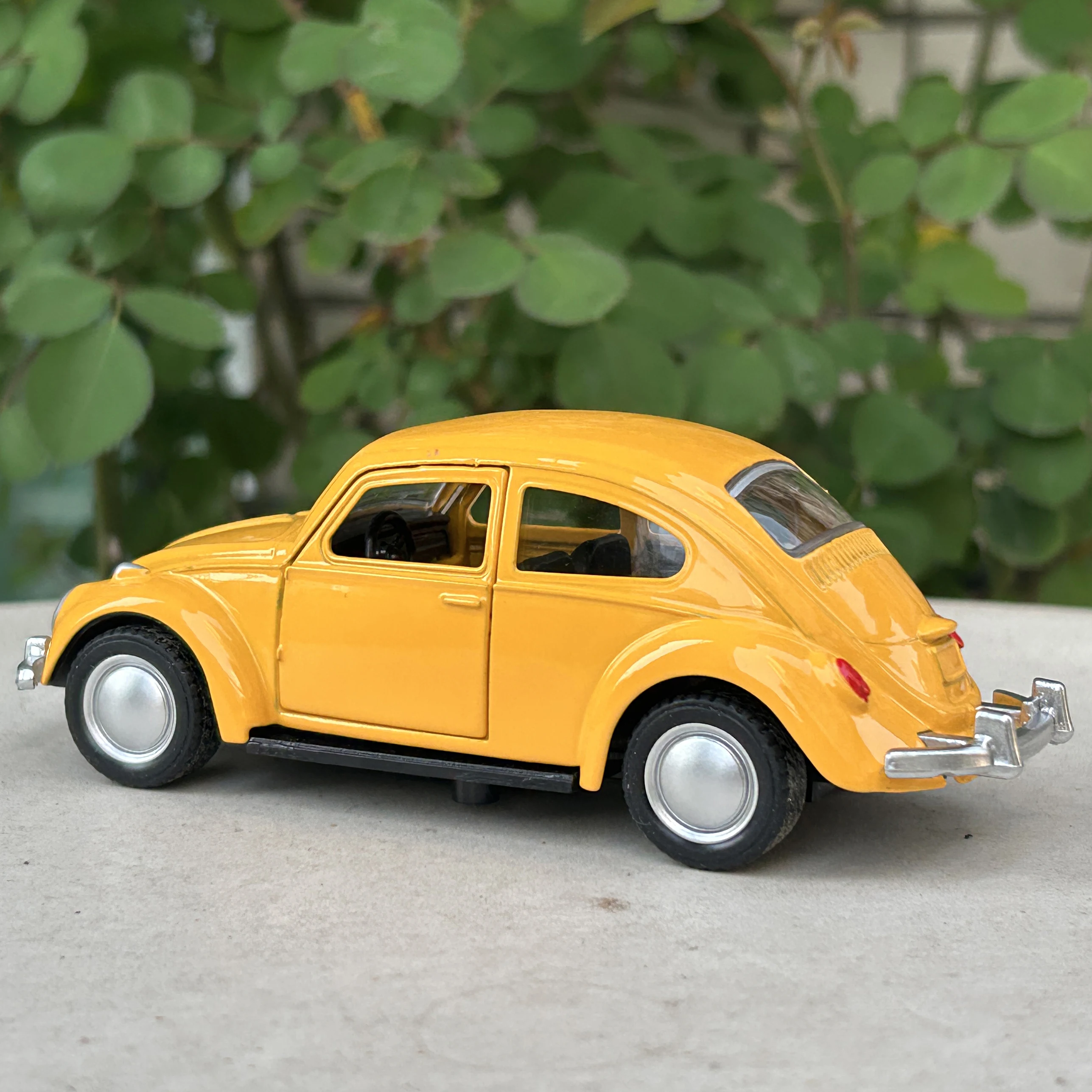 1:36 Alloy Vintage Diecast Car Model BEETLES Classic Pull Back Car Model Miniature Vehicle Replica For Collection Gift