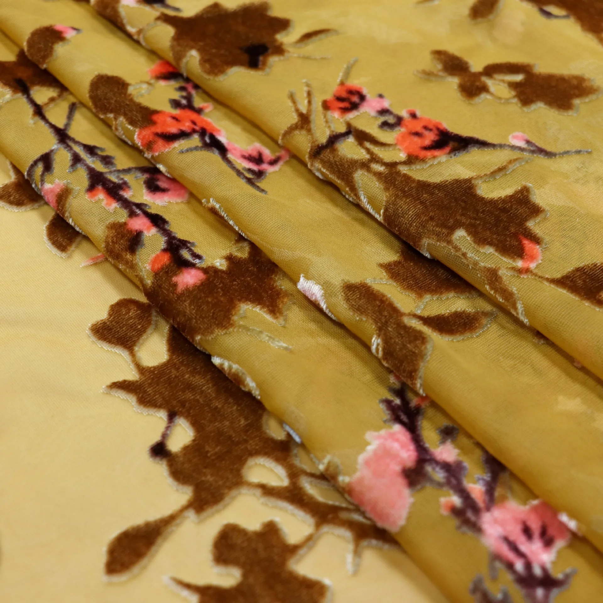 

Woven Velvet Embroidered Brocade Sticky Velvet Printed Burnt out Burnt Flower Fabric Nightdress Cheongsam