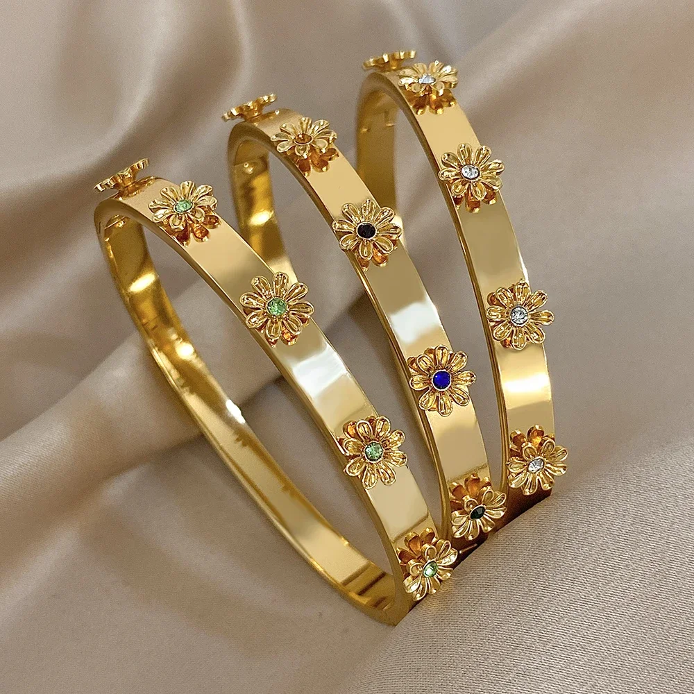 Fashion Stainless Steel Flower Inlay Rhinestone Wrist Cuff Bangles Bracelets For Women Men Chic Waterproof Charms Jewelry Gift