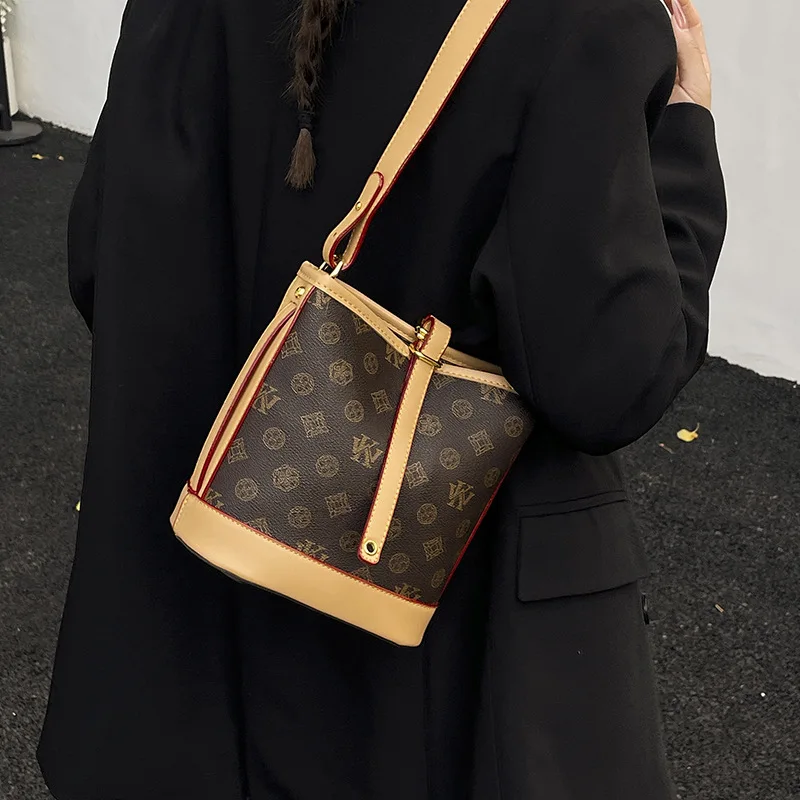

2025 Color Block Monogram Bucket Bag, Fashion Shoulder Purse for Women, Commuter Crossbody Tote, Minimalist Day-to-Night Bag