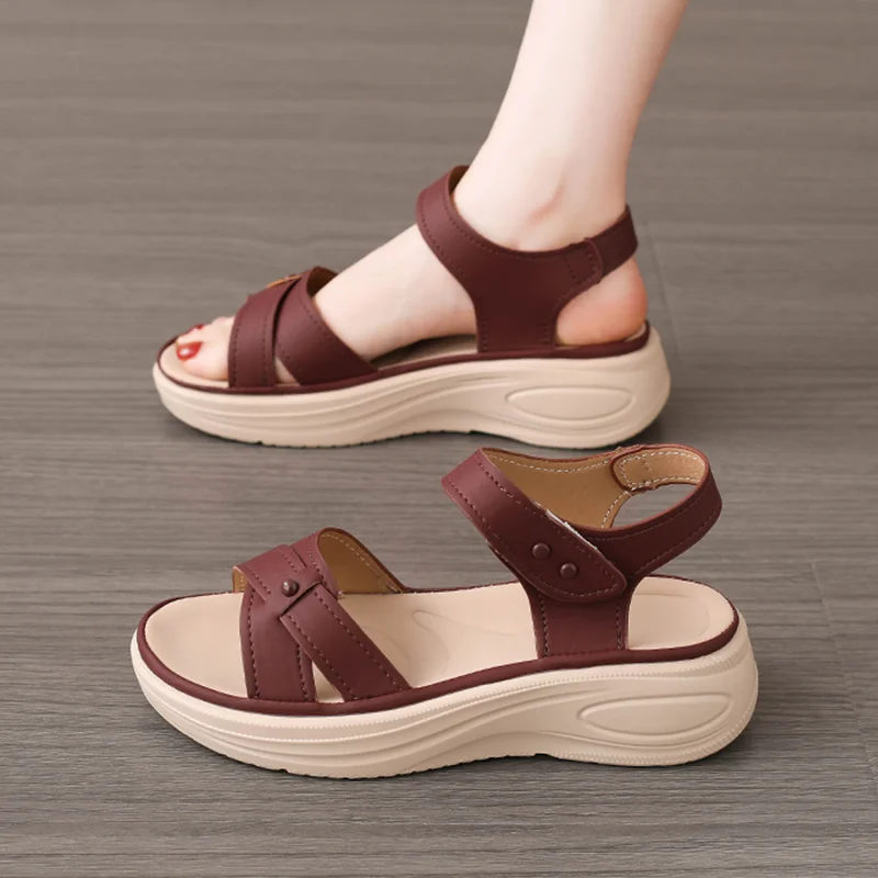 

Women's Sandals Flats Platform Shoes Casual Fashion Slippers 2026 New Brand Comfort Flip Flops Summer Beach Dress Mujer Zapatos