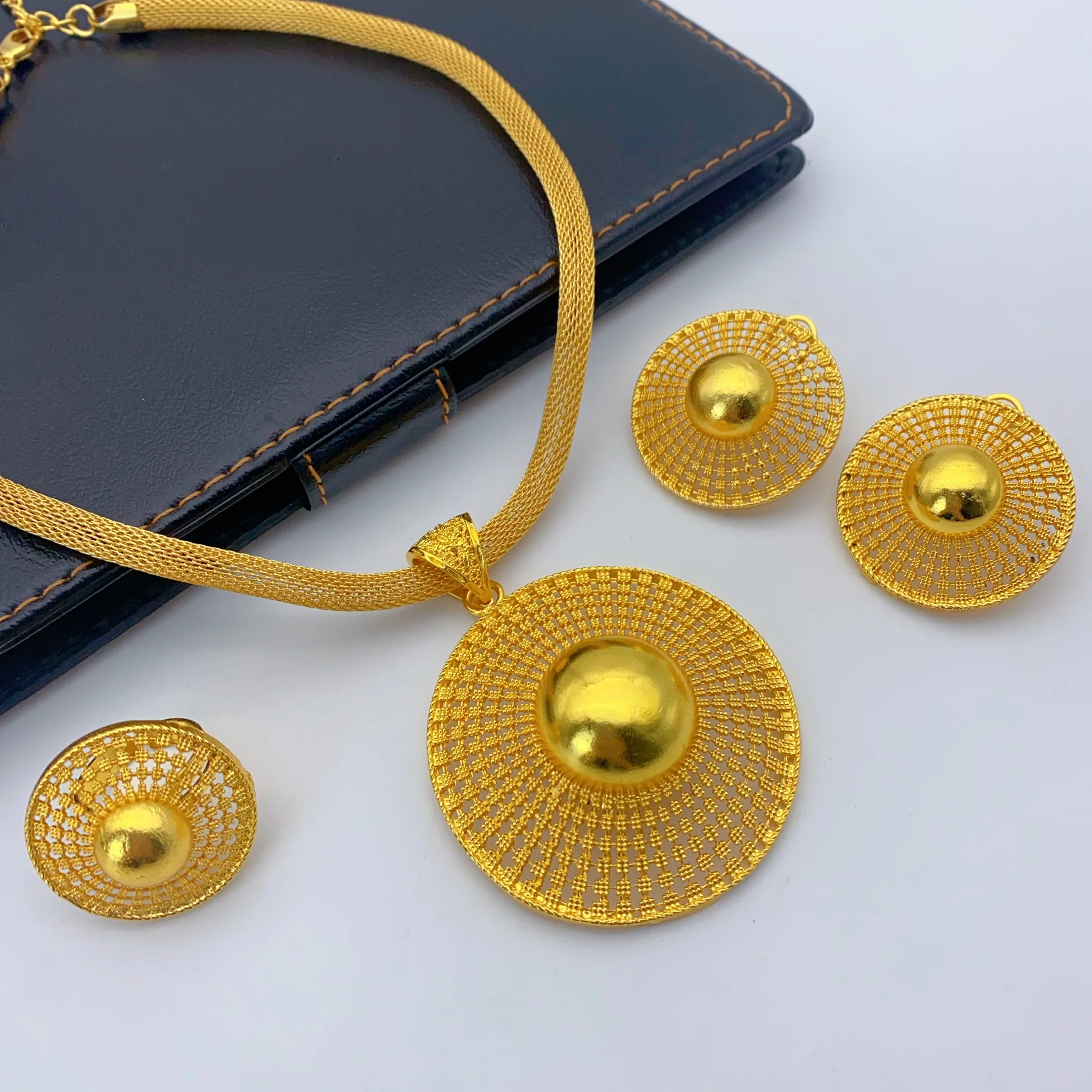 Thumbnail 2 - #30 New K Gold Earrings Arrivals